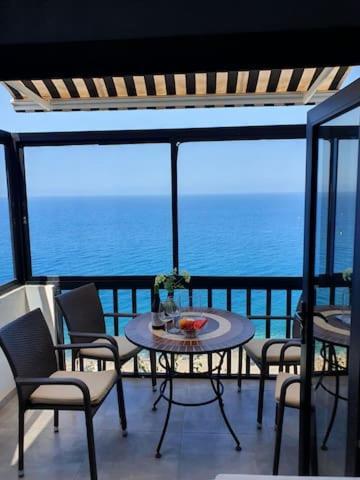 Very Romantic Seaview Apartment Patalavaca Mogan With Warm Pool Екстериор снимка